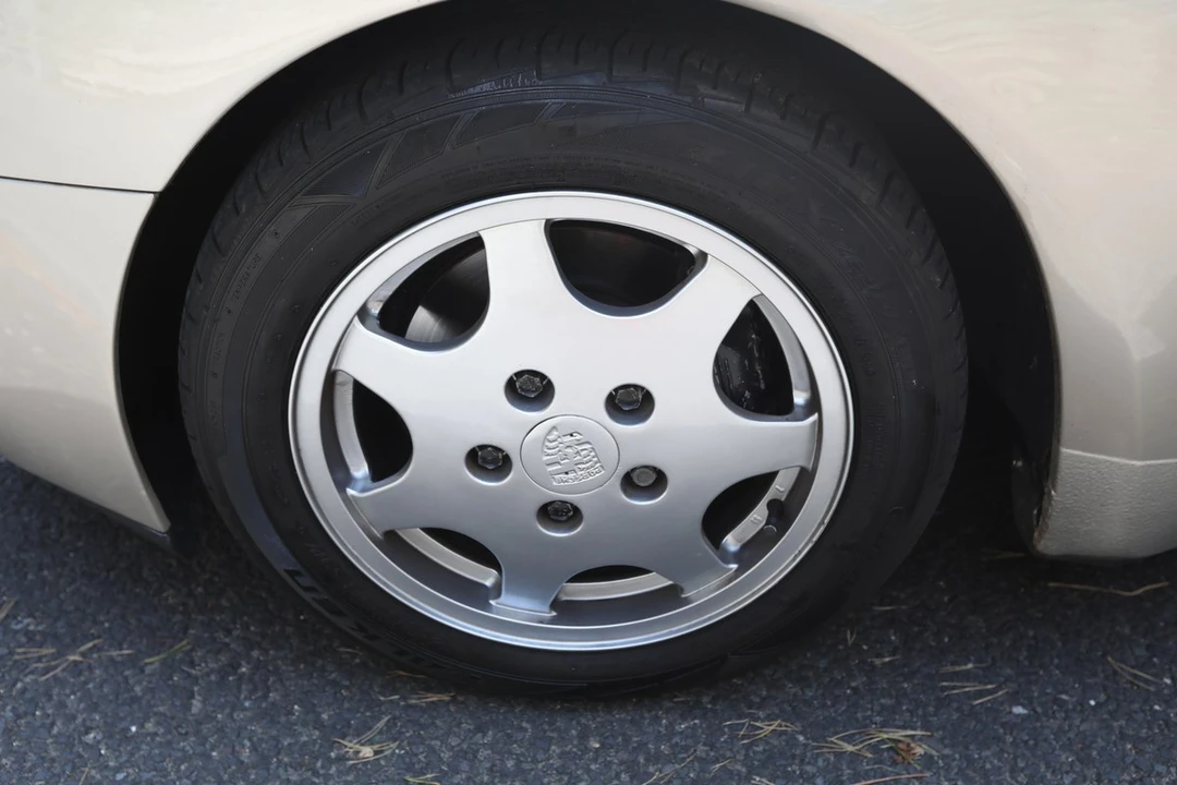 1990 Porsche 944 S2 - Image 23 of 30
