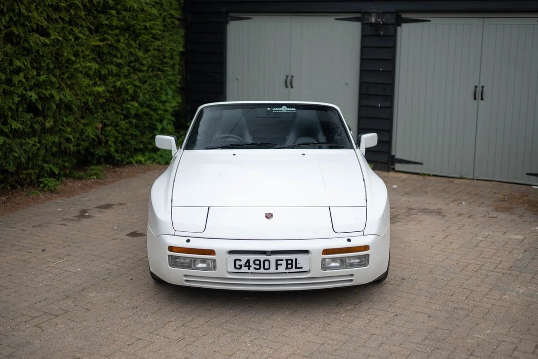 1990 Porsche 944 S2 - Image 9 of 30