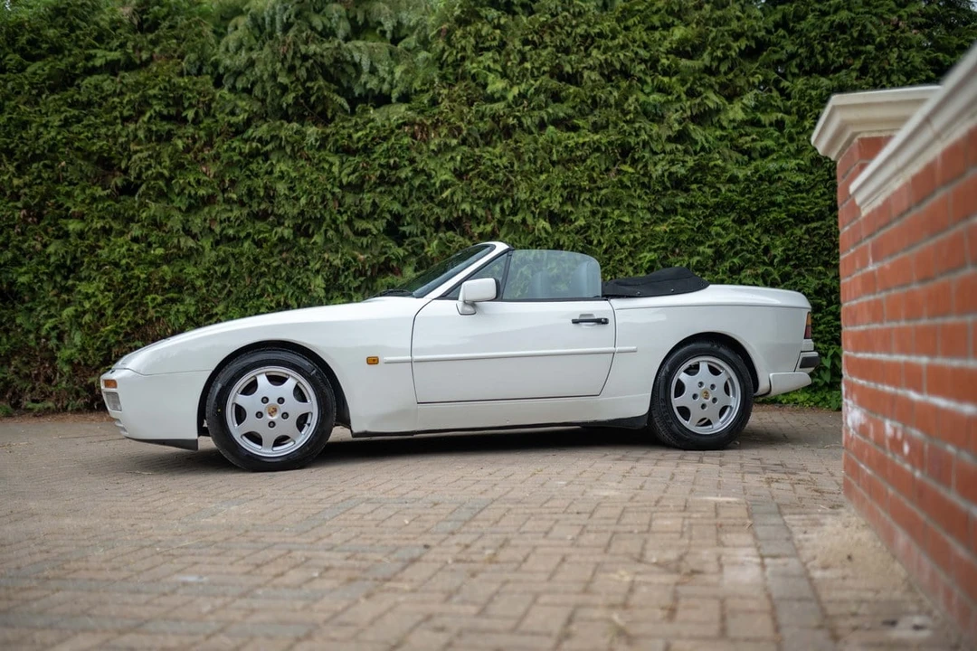 1990 Porsche 944 S2 - Image 12 of 30