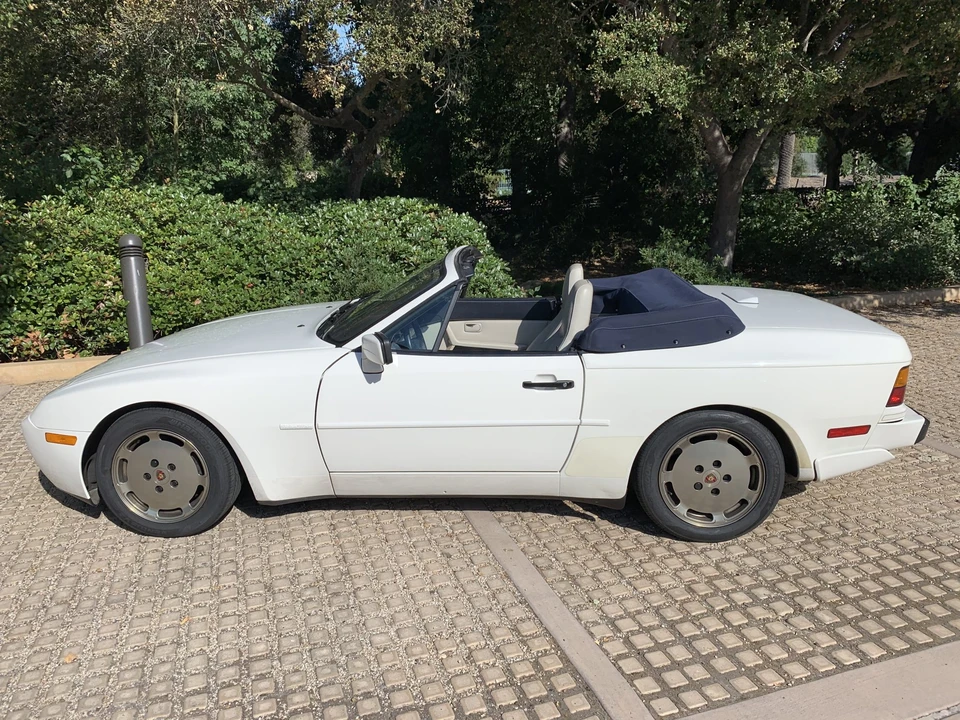 1990 Porsche 944 S2 - Image 6 of 31