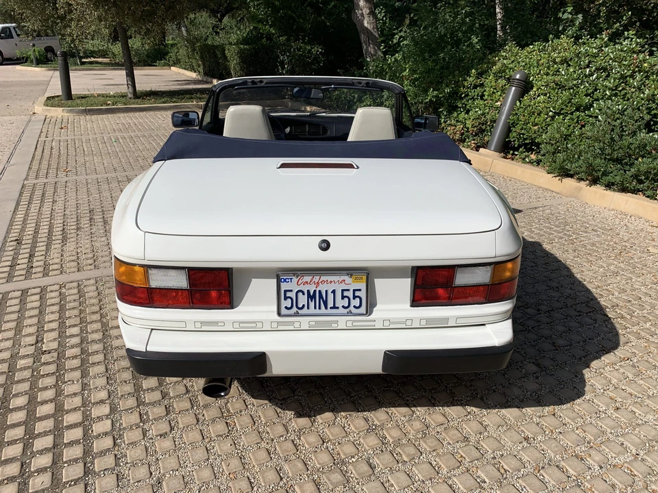 1990 Porsche 944 S2 - Image 9 of 31