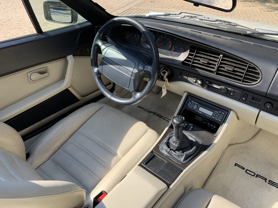 1990 Porsche 944 S2 - Image 19 of 31