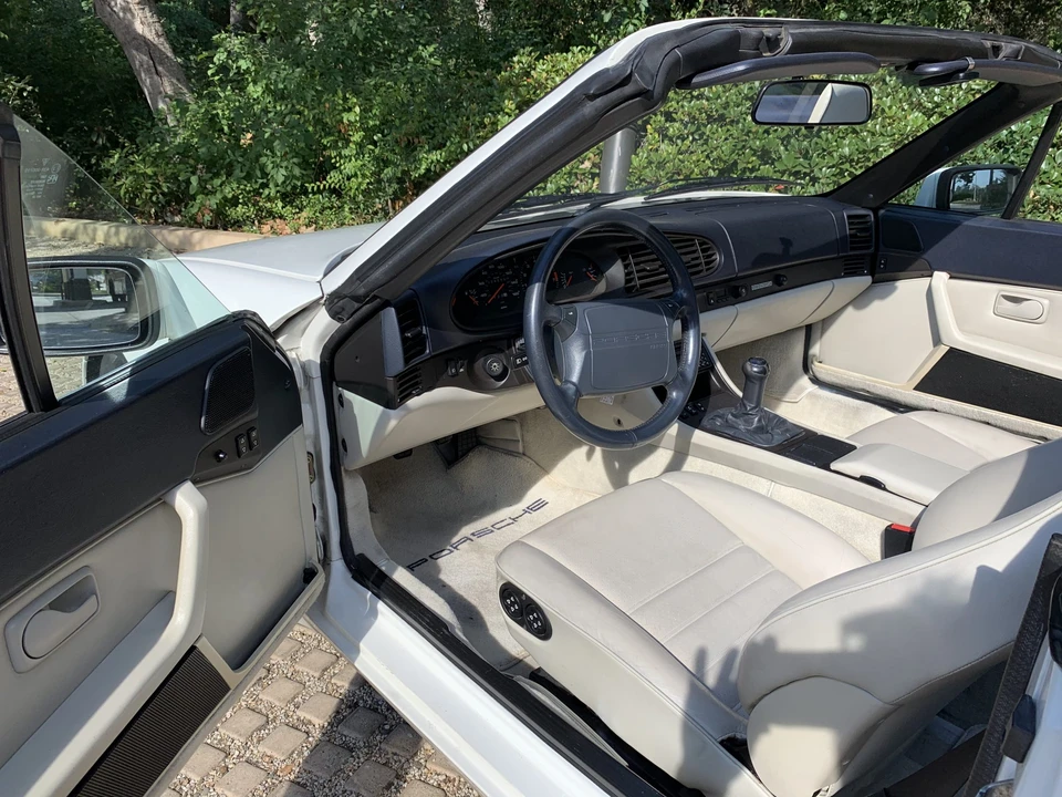 1990 Porsche 944 S2 - Image 18 of 31