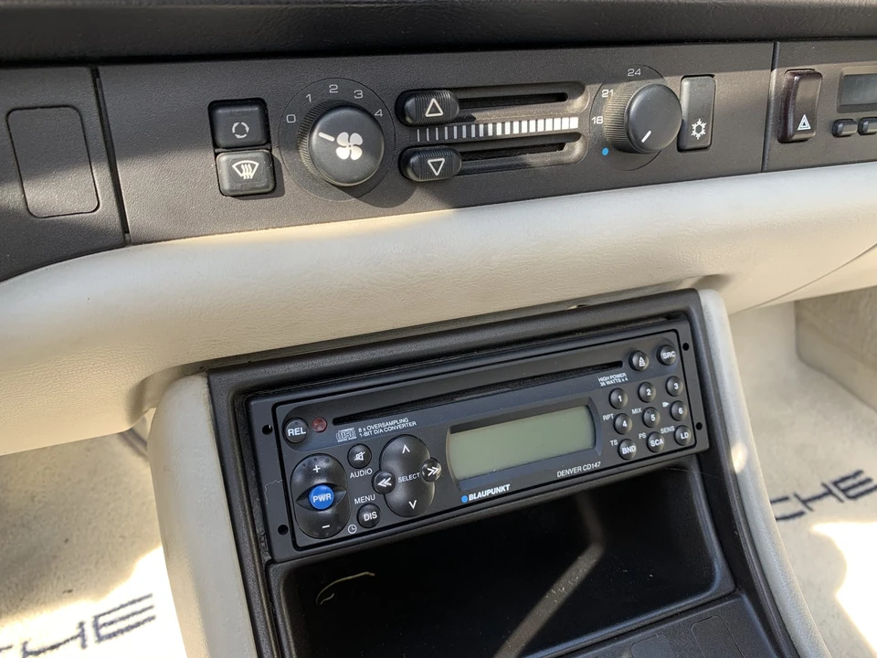 1990 Porsche 944 S2 - Image 23 of 31