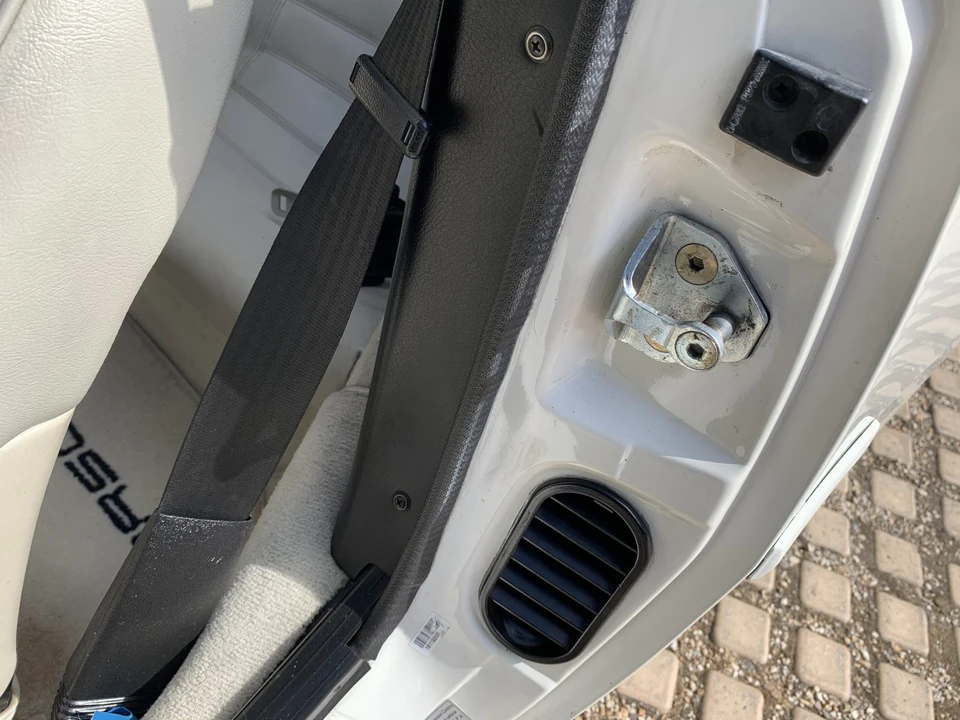 1990 Porsche 944 S2 - Image 27 of 31