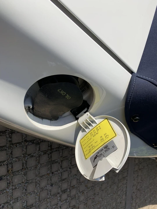 1990 Porsche 944 S2 - Image 14 of 31