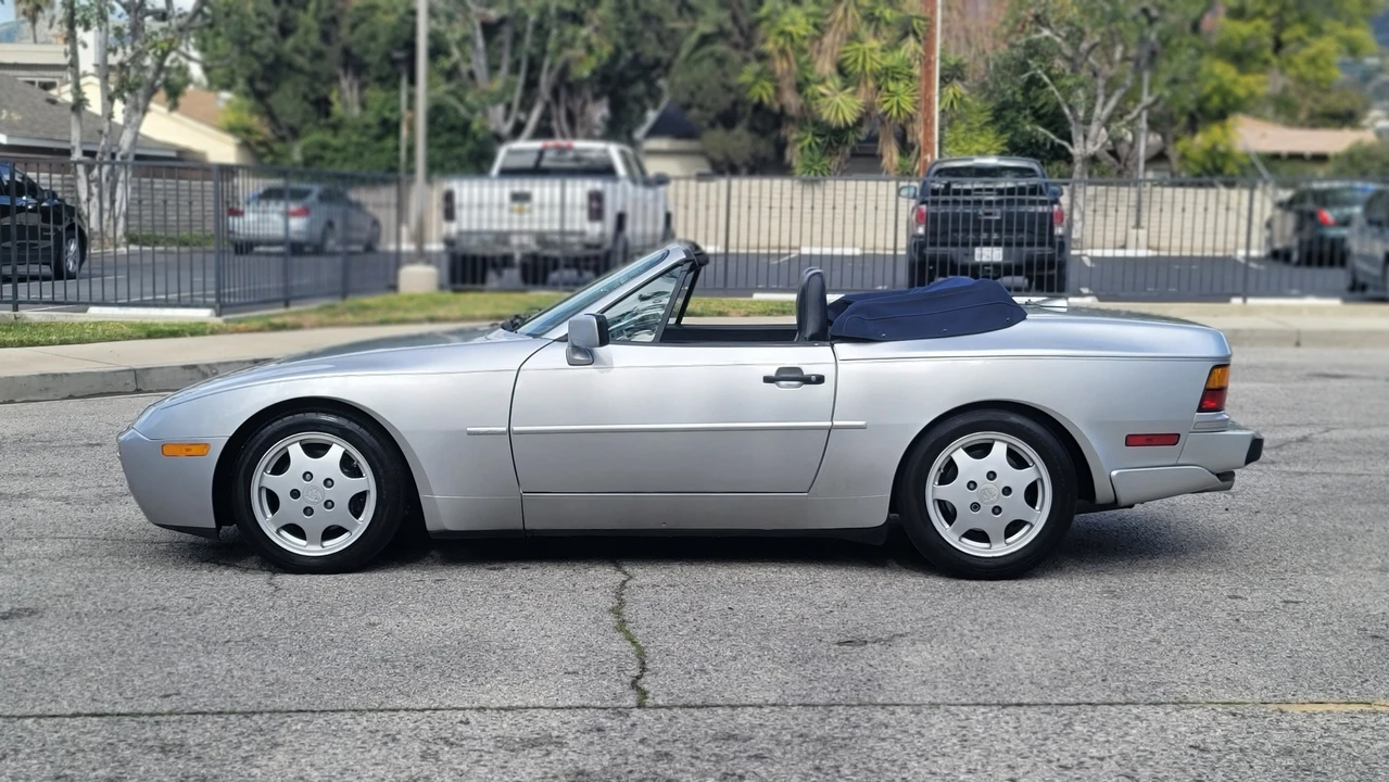 1990 Porsche 944 S2 - Image 25 of 31