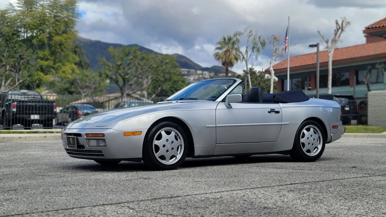 1990 Porsche 944 S2 - Image 24 of 31