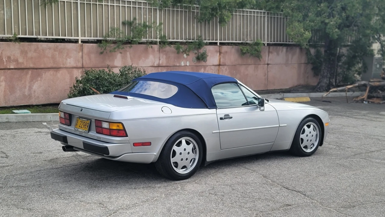 1990 Porsche 944 S2 - Image 12 of 31