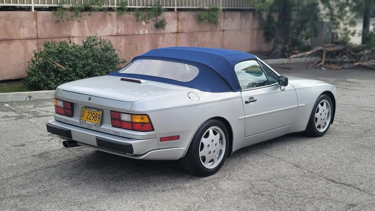 1990 Porsche 944 S2 - Image 11 of 31