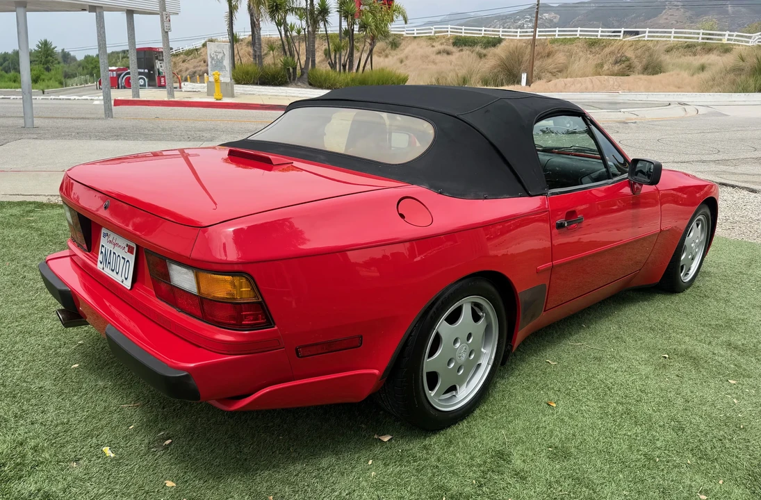 1990 Porsche 944 S2 - Image 9 of 31