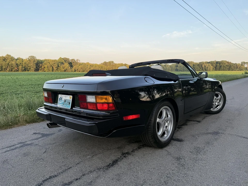 1990 Porsche 944 S2 - Image 17 of 31