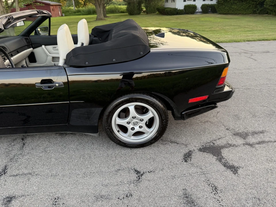 1990 Porsche 944 S2 - Image 30 of 31