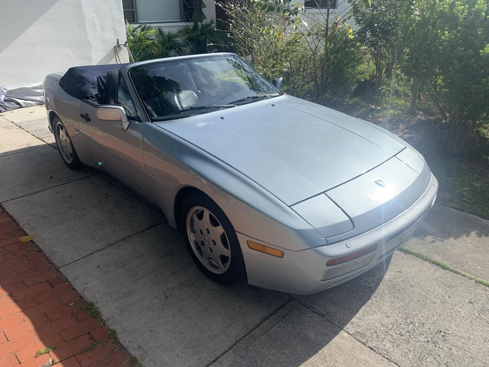 1990 Porsche 944 S2 - Image 2 of 31