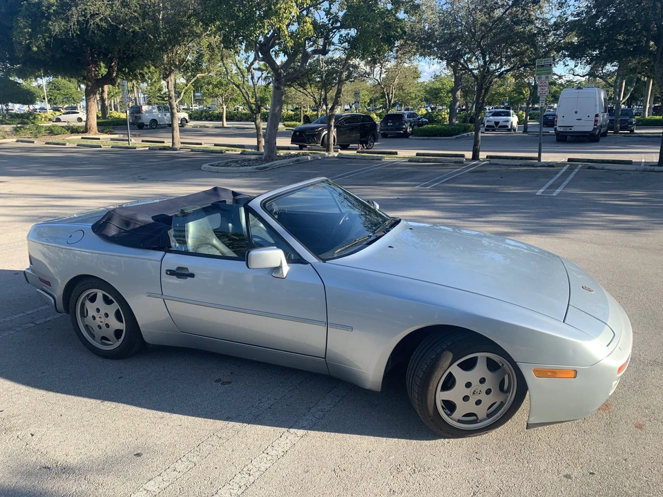 1990 Porsche 944 S2 - Image 3 of 31