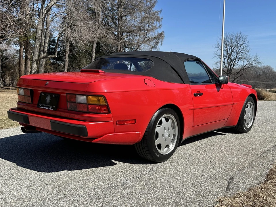 1990 Porsche 944 S2 - Image 16 of 31