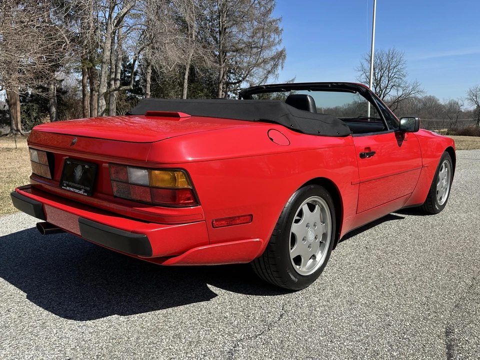 1990 Porsche 944 S2 - Image 7 of 31