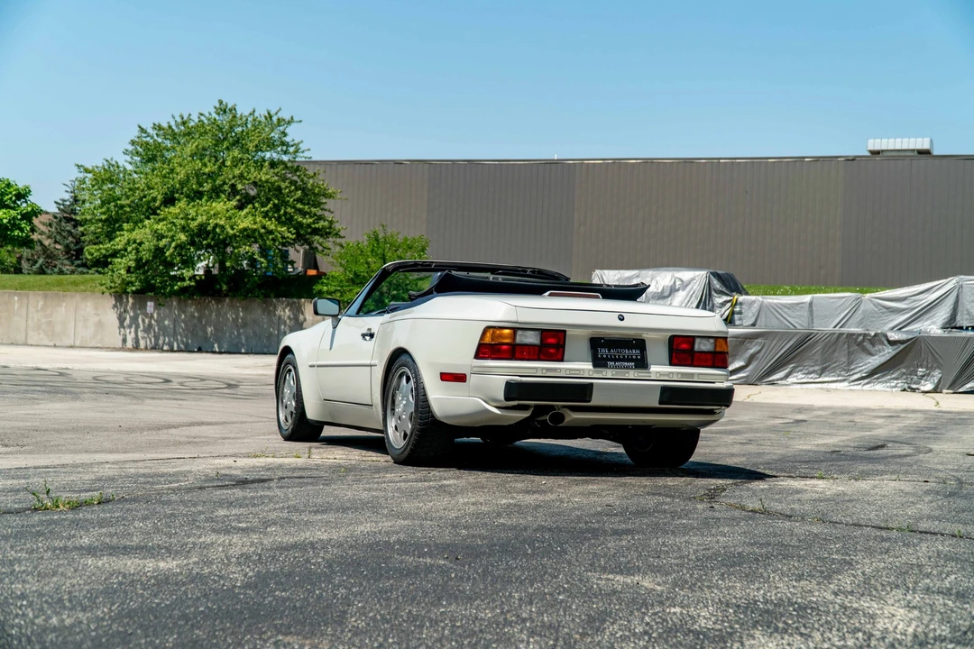 1990 Porsche 944 S2 - Image 16 of 31