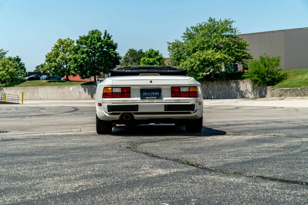 1990 Porsche 944 S2 - Image 13 of 31
