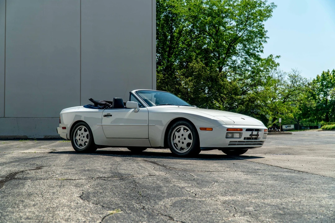 1990 Porsche 944 S2 - Image 8 of 31