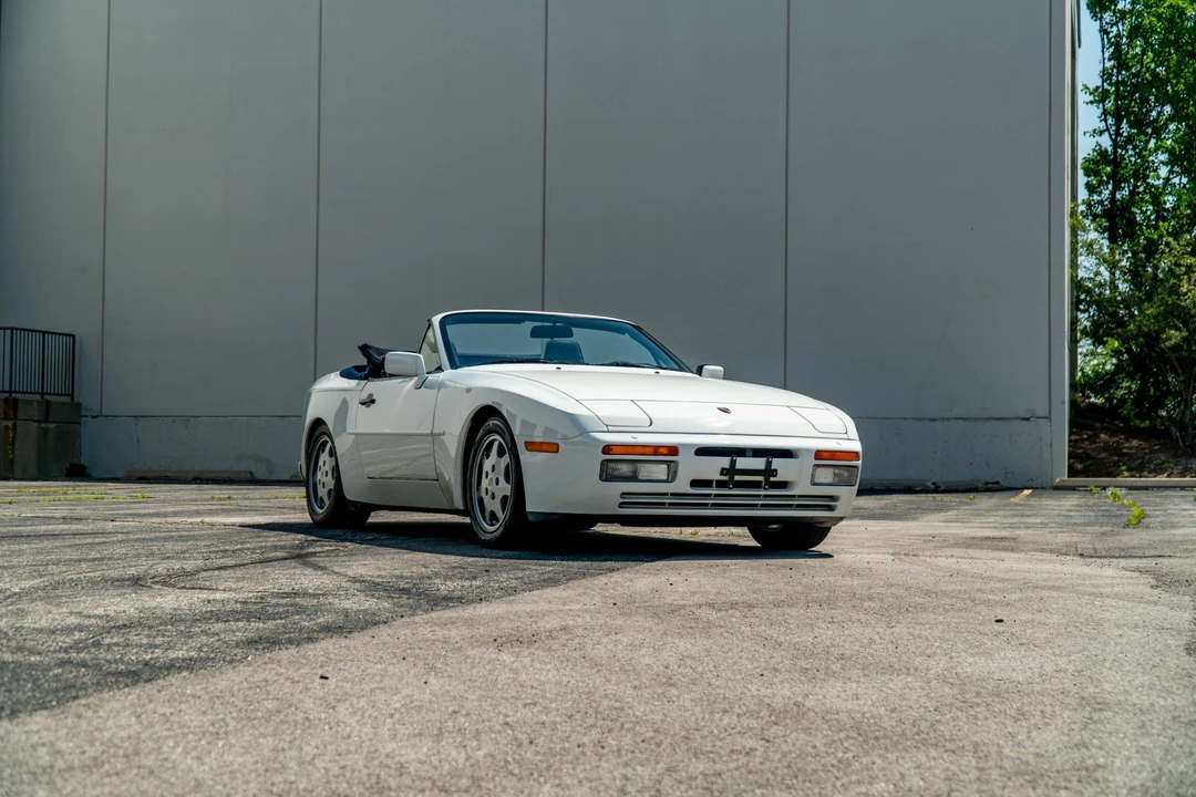 1990 Porsche 944 S2 - Image 7 of 31