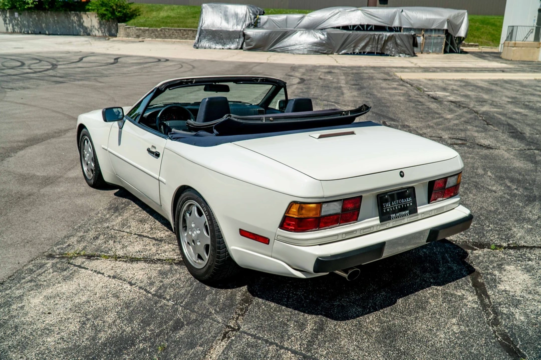 1990 Porsche 944 S2 - Image 15 of 31