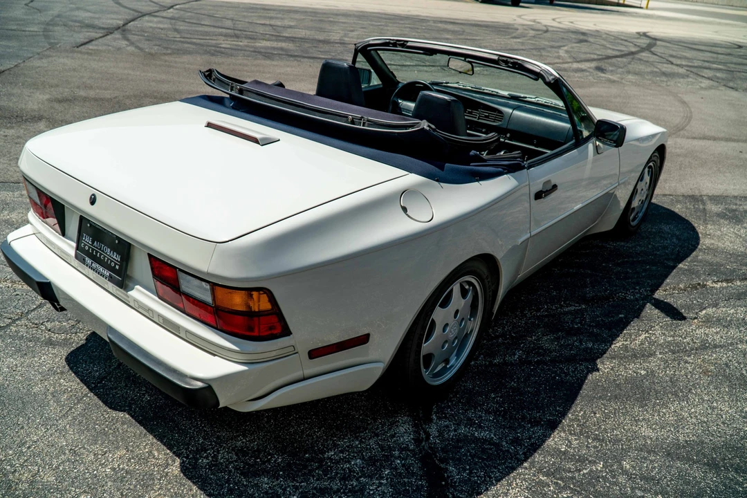 1990 Porsche 944 S2 - Image 12 of 31