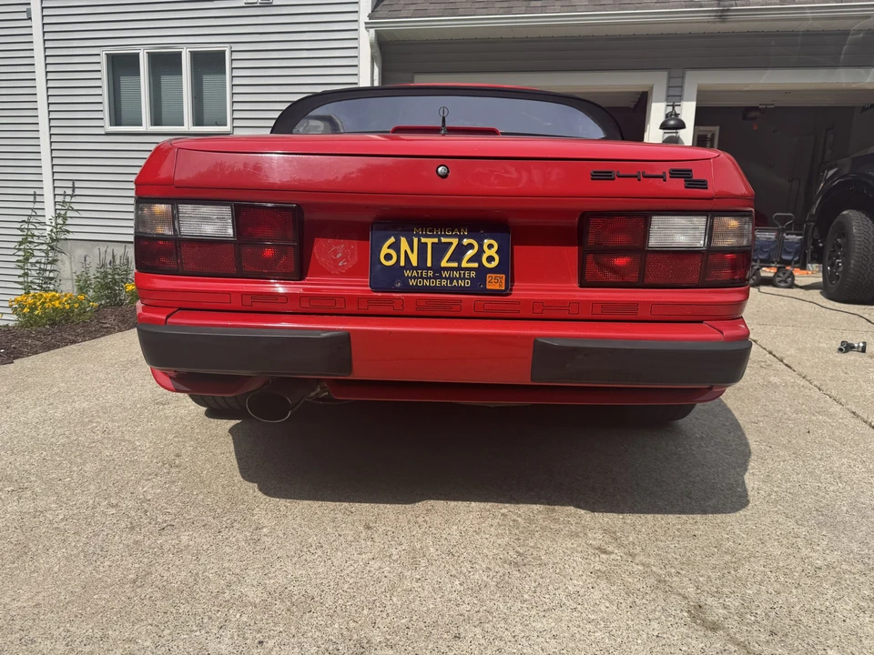 1990 Porsche 944 S2 - Image 9 of 31