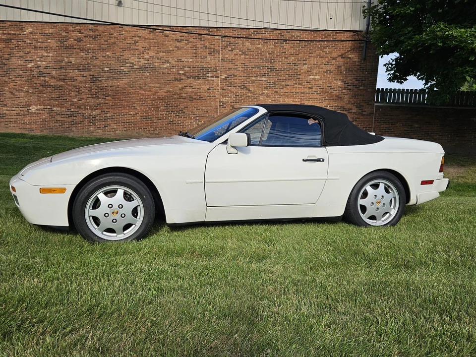 1990 Porsche 944 S2 - Image 10 of 31