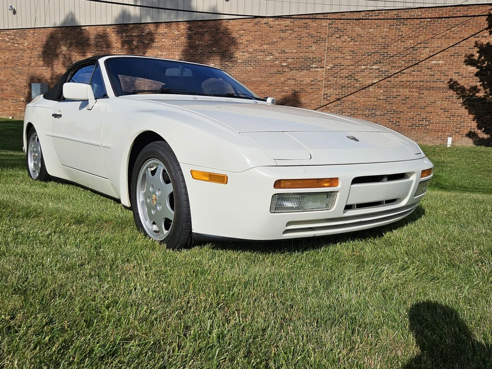 1990 Porsche 944 S2 - Image 4 of 31
