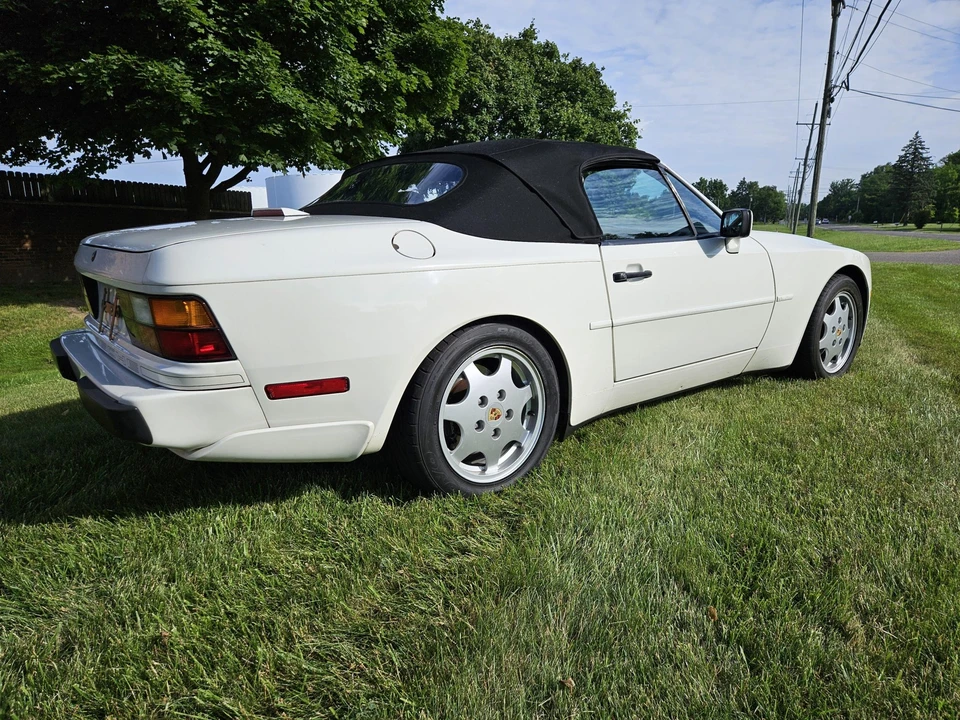 1990 Porsche 944 S2 - Image 7 of 31