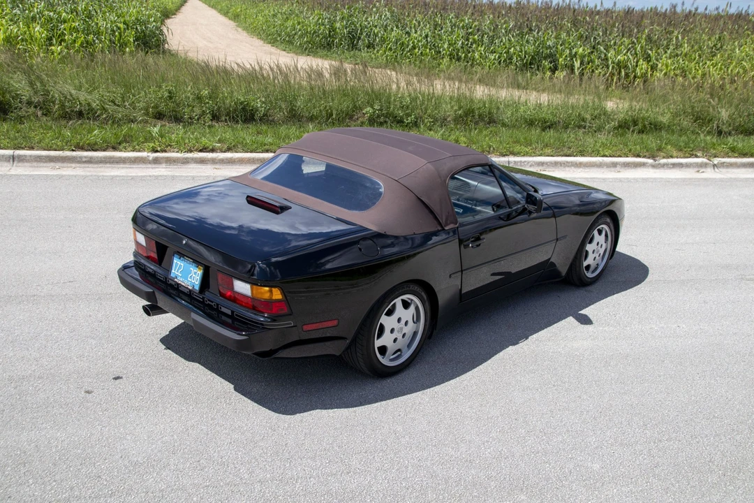 1990 Porsche 944 S2 - Image 28 of 31