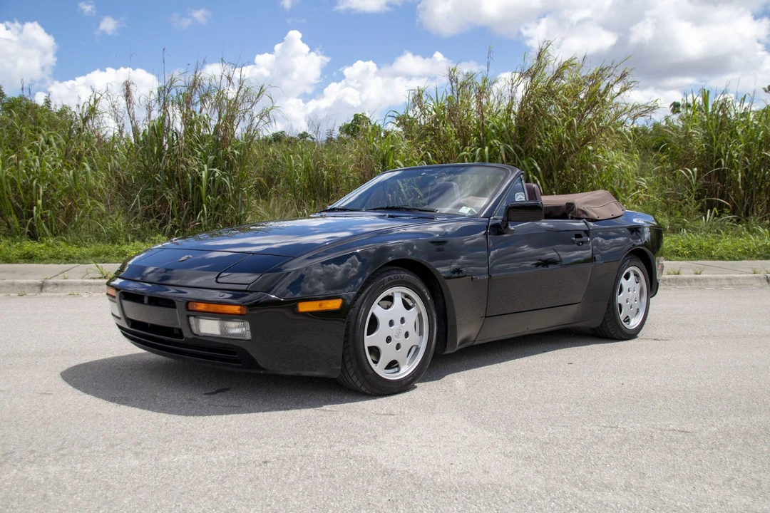 1990 Porsche 944 S2 - Image 3 of 31