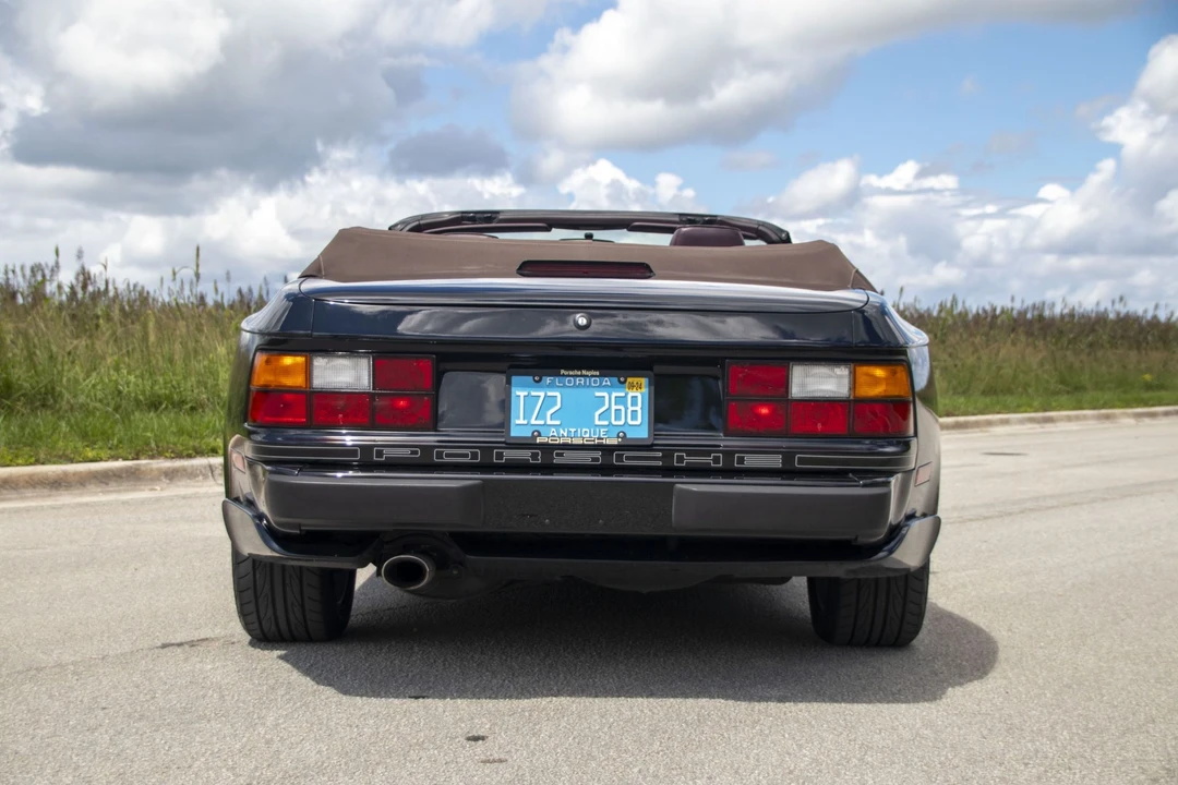 1990 Porsche 944 S2 - Image 13 of 31