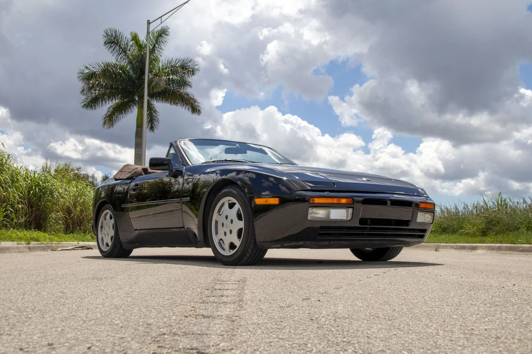 1990 Porsche 944 S2 - Image 10 of 31