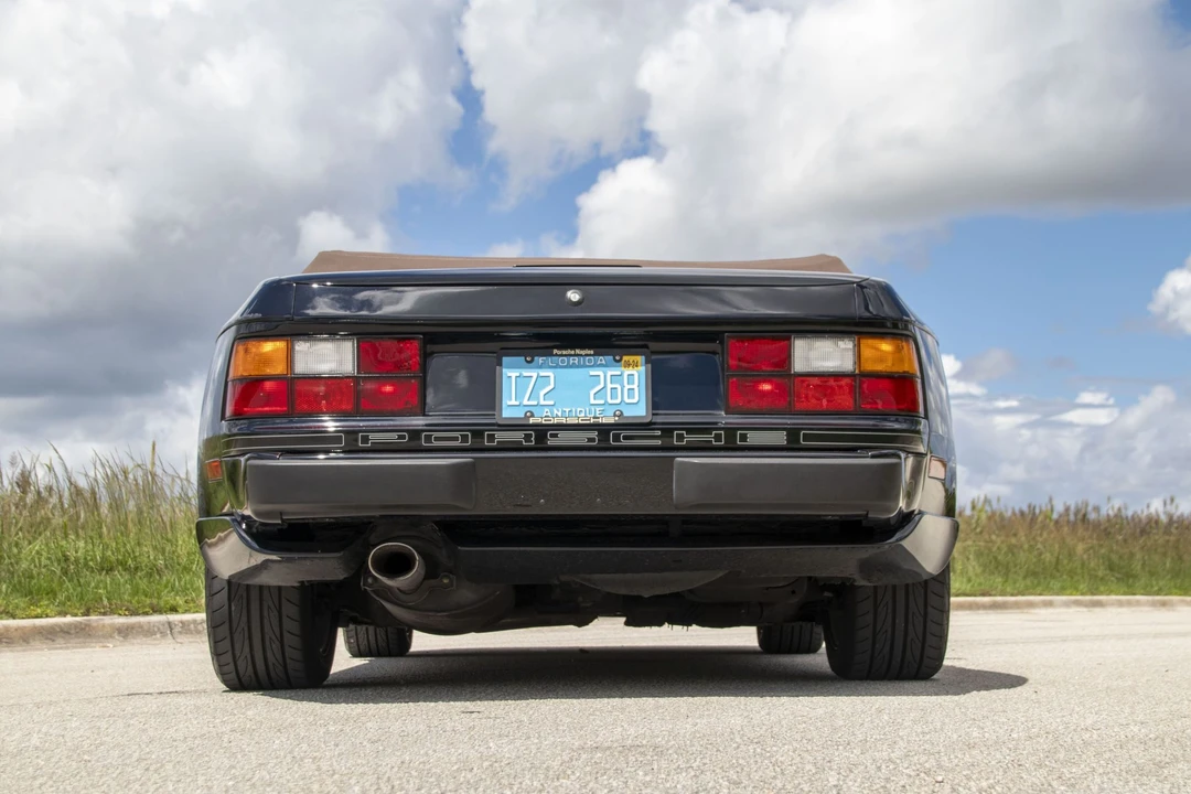 1990 Porsche 944 S2 - Image 14 of 31