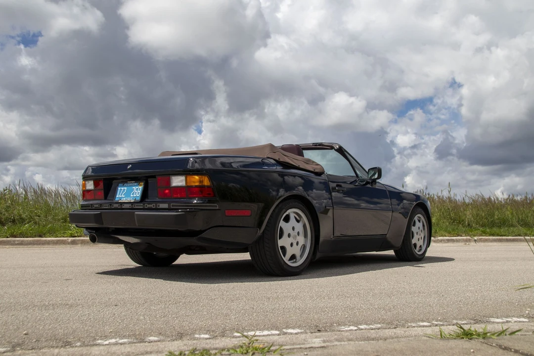 1990 Porsche 944 S2 - Image 18 of 31