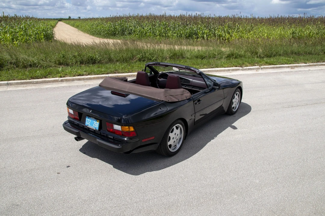 1990 Porsche 944 S2 - Image 19 of 31