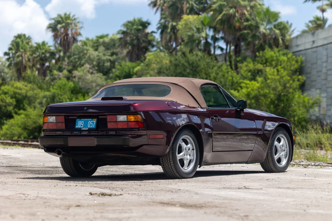 1990 Porsche 944 S2 - Image 27 of 31