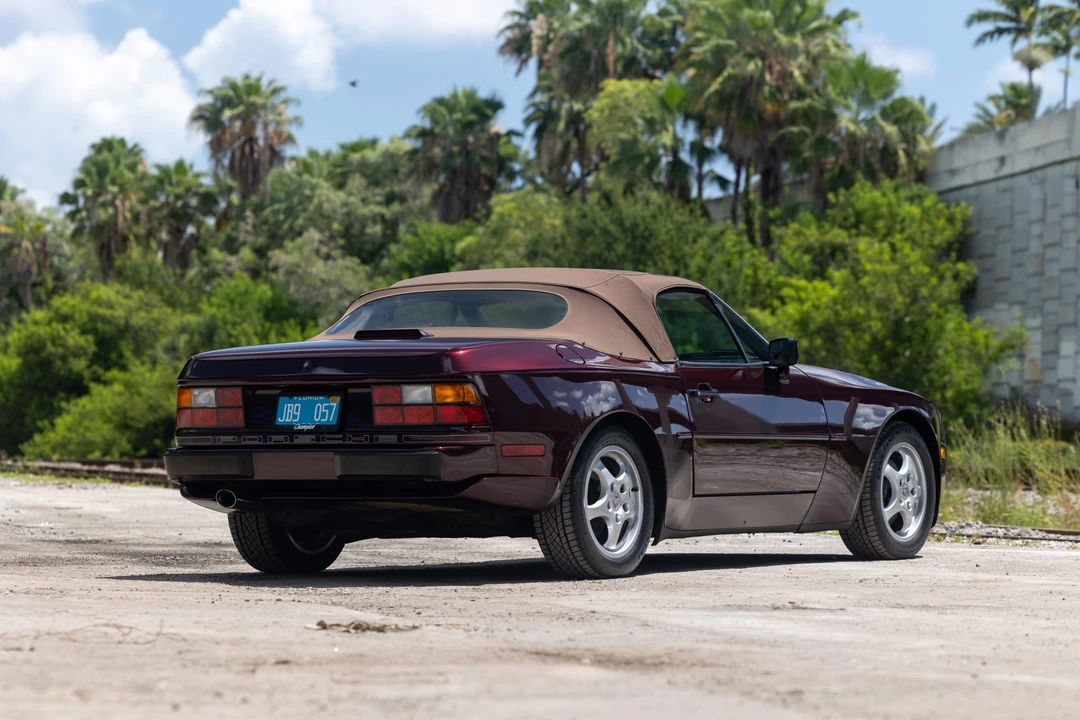 1990 Porsche 944 S2 - Image 25 of 31
