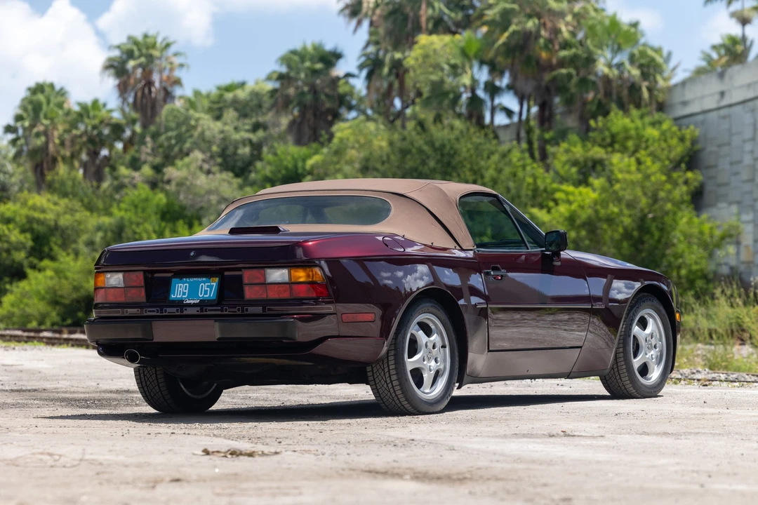 1990 Porsche 944 S2 - Image 26 of 31