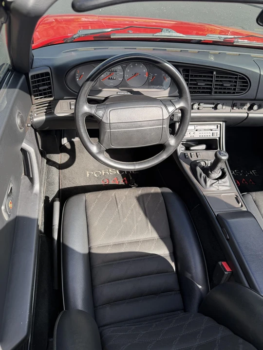 1990 Porsche 944 S2 - Image 27 of 31