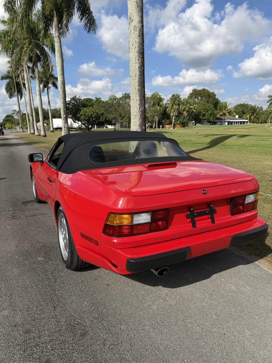 1990 Porsche 944 S2 - Image 16 of 31
