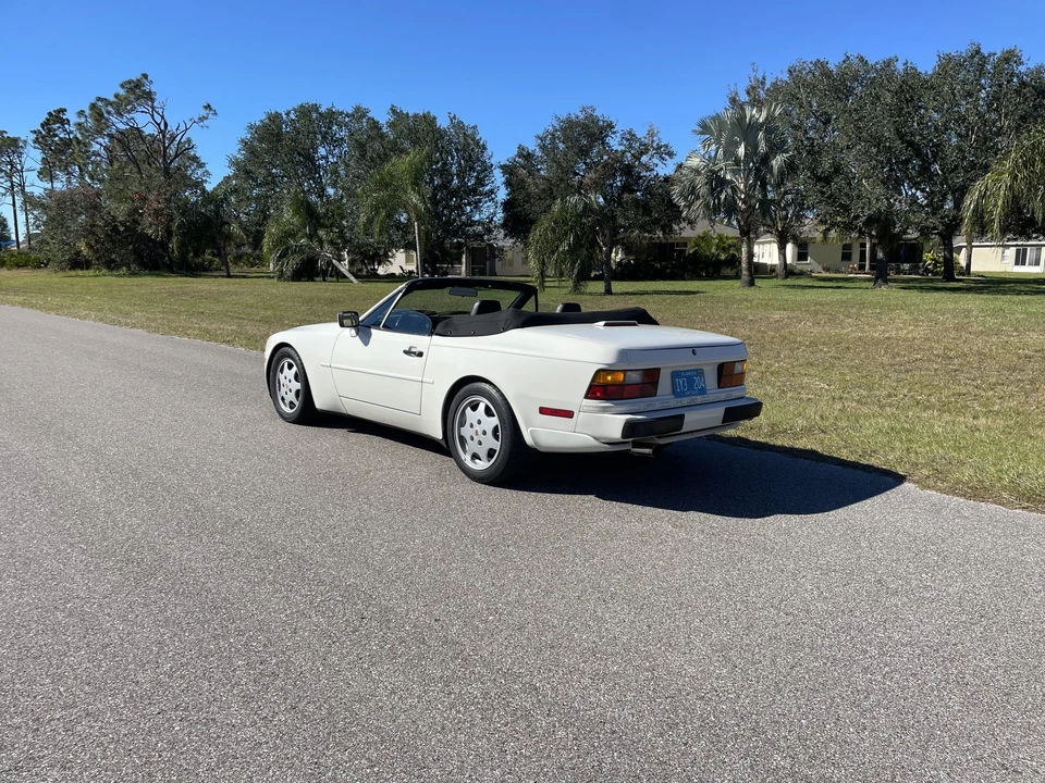1990 Porsche 944 S2 - Image 16 of 31