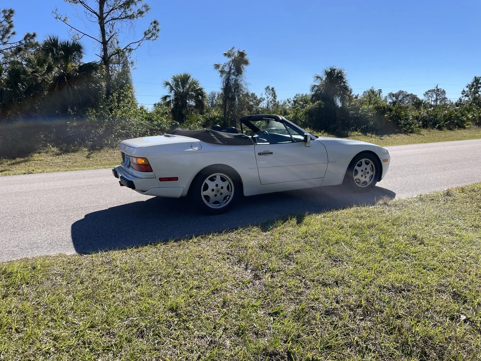 1990 Porsche 944 S2 - Image 8 of 31