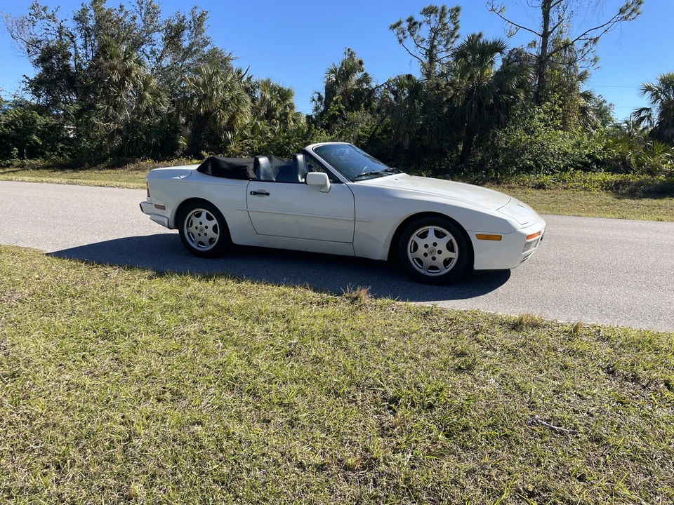 1990 Porsche 944 S2 - Image 6 of 31