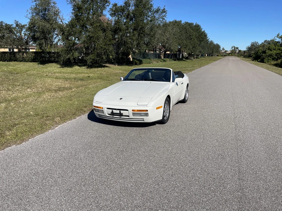 1990 Porsche 944 S2 - Image 24 of 31