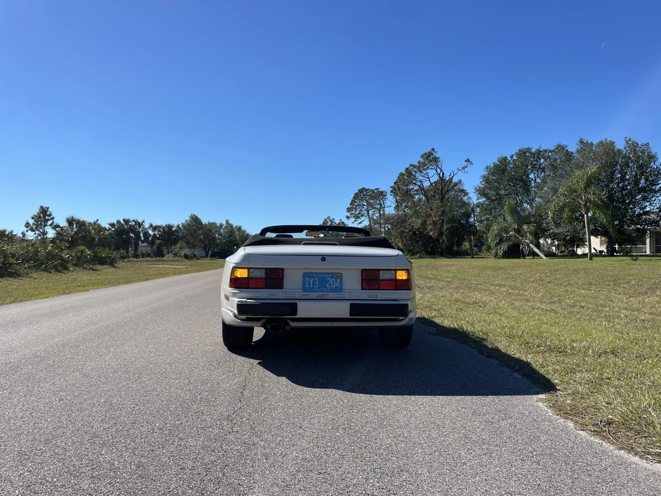 1990 Porsche 944 S2 - Image 12 of 31
