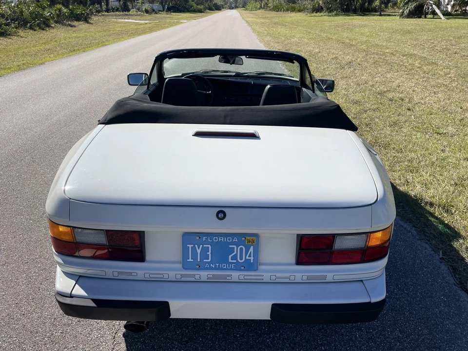 1990 Porsche 944 S2 - Image 14 of 31