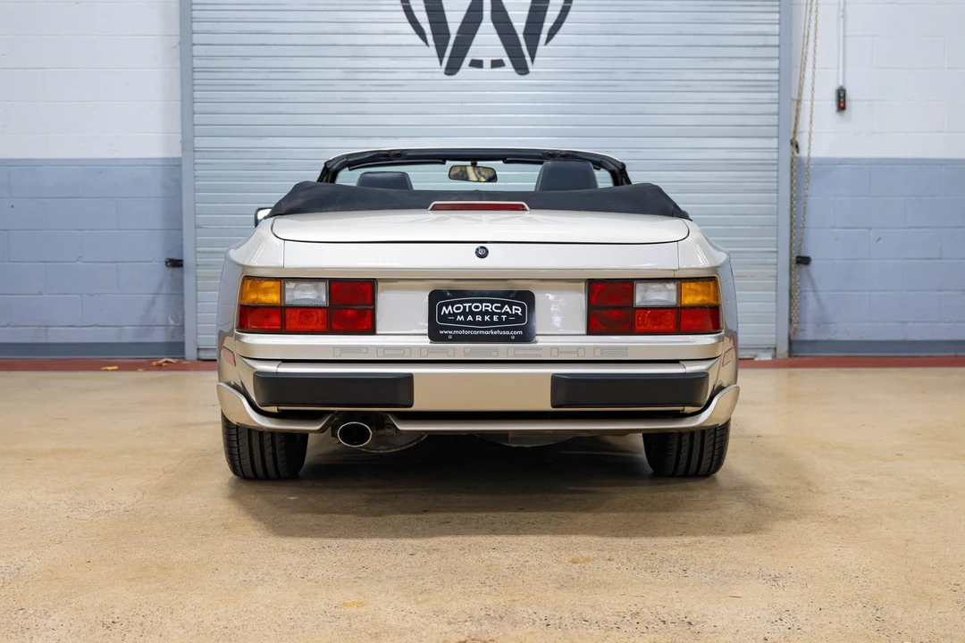 1990 Porsche 944 S2 - Image 8 of 31